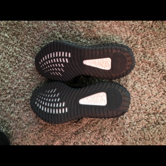 Yeezy Adidas 350 boost V2 red ***SOLD*** - Picture 6 of 6
